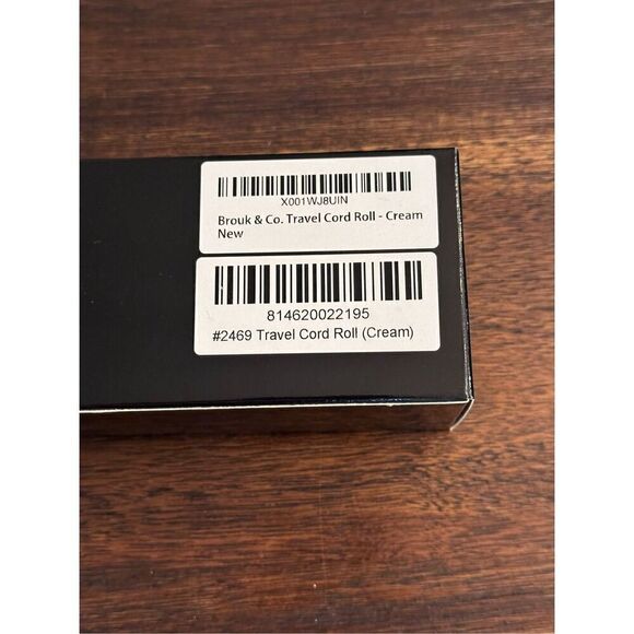 Brouk and Co leather travel tech storage - Picture 5 of 7